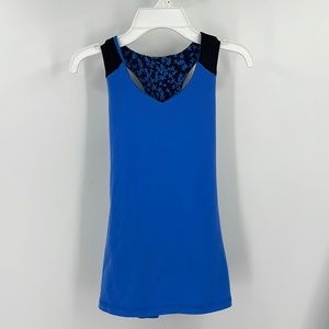 IVIVVA Blue athletic top
